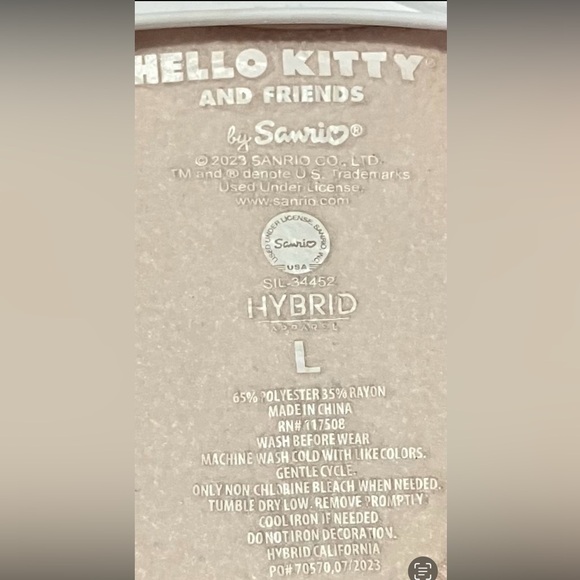 Hello kitty sweatshirt - Picture 2 of 2